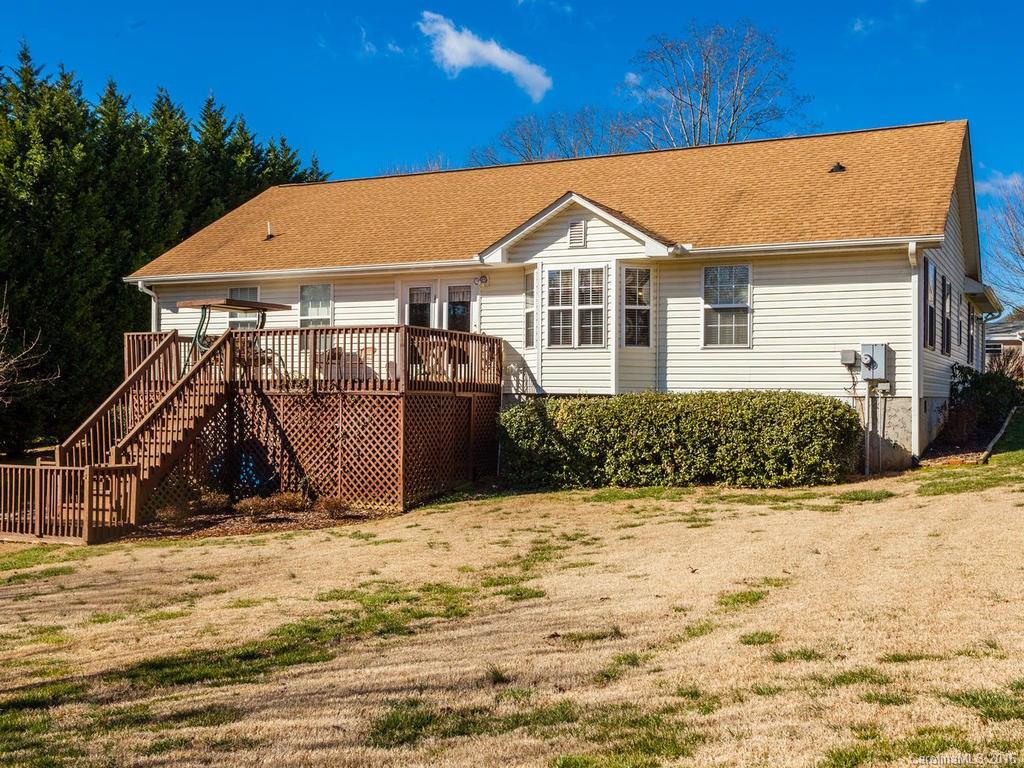 17 Robin Way Candler NC 28715