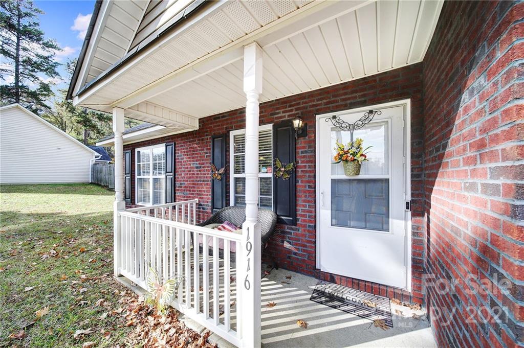 1916 Tom Sadler Road Charlotte NC 28214