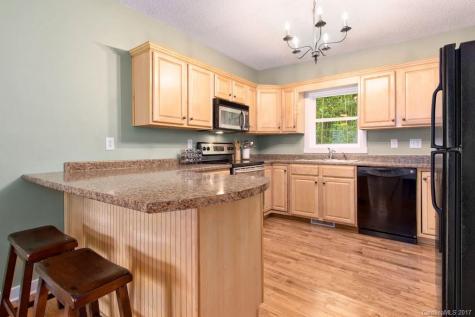 24 Richie Street Asheville NC 28801