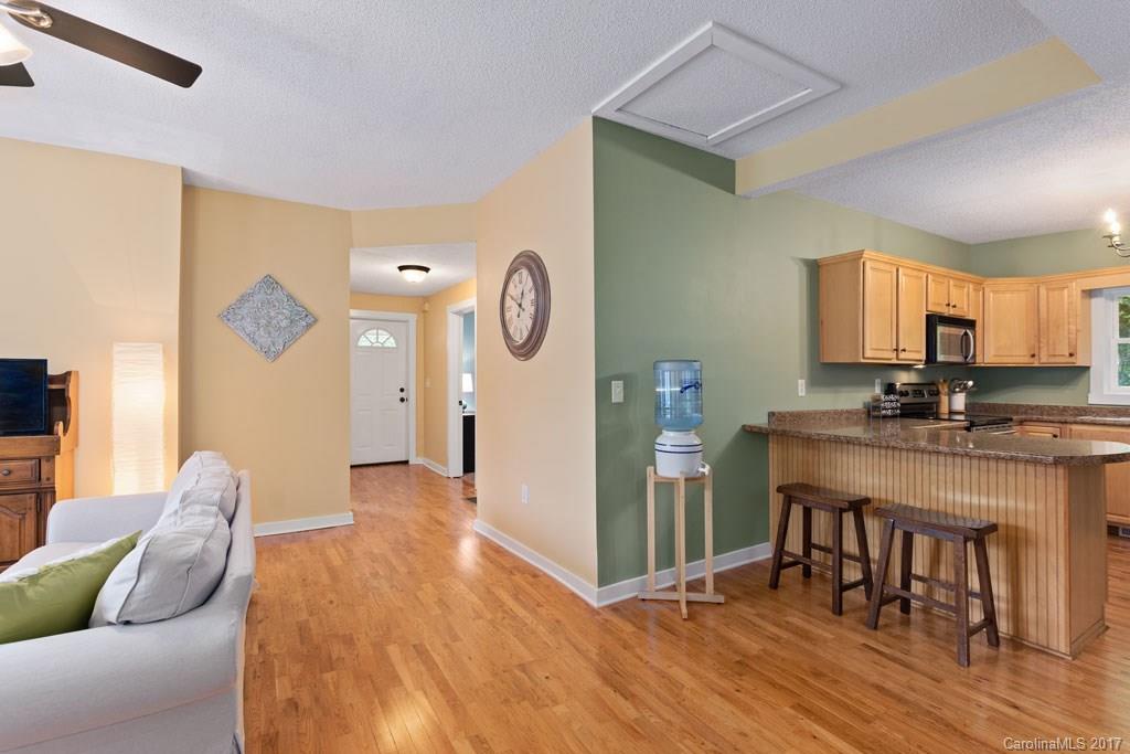 24 Richie Street Asheville NC 28801