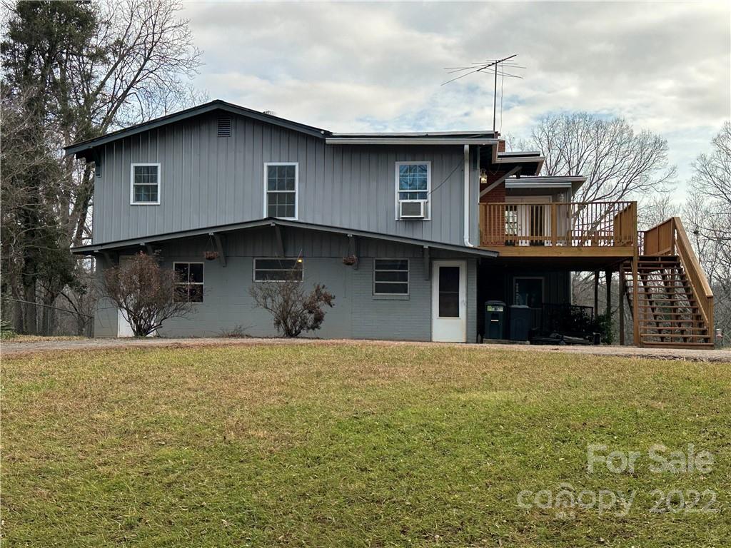 8 Roby Conley Road Marion NC 28752