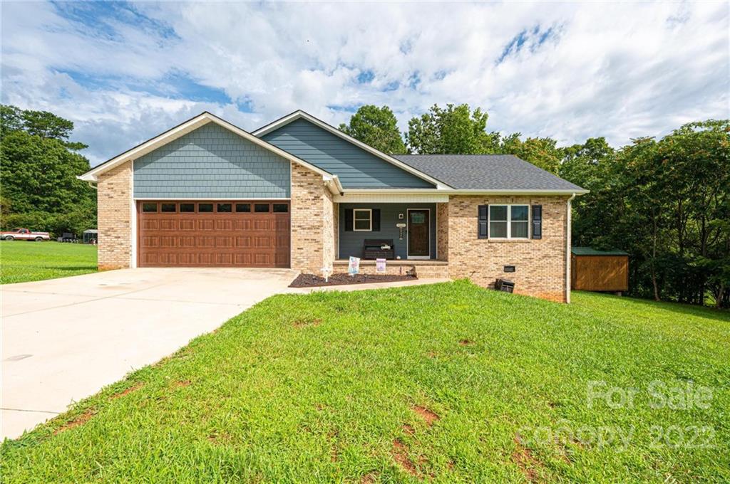 8225 Madison Lane Hickory NC 28602