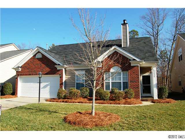 6424 Falls Lake Drive Charlotte NC 28270