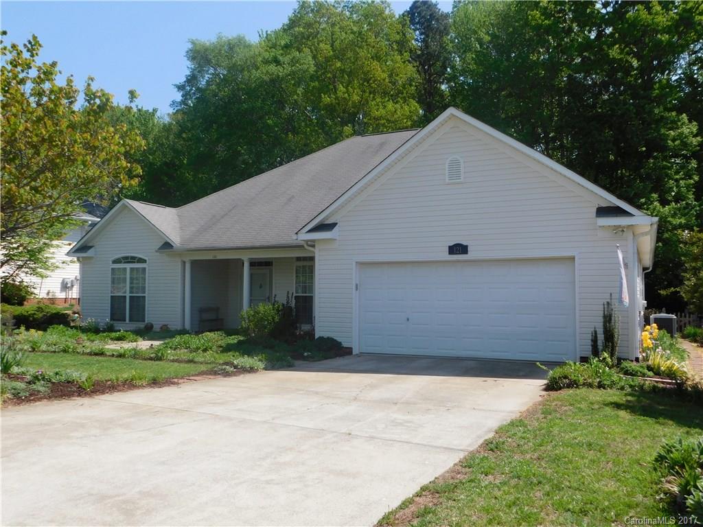 121 Forest Glen Road Mooresville NC 28115
