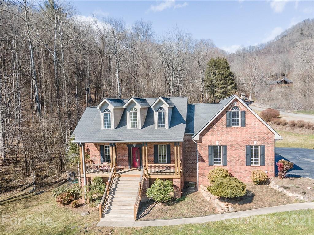 269 Holcombe Cove Road Candler NC 28715