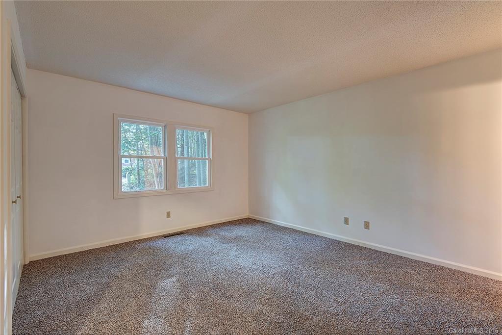 65 Foxberry Drive Arden NC 28704