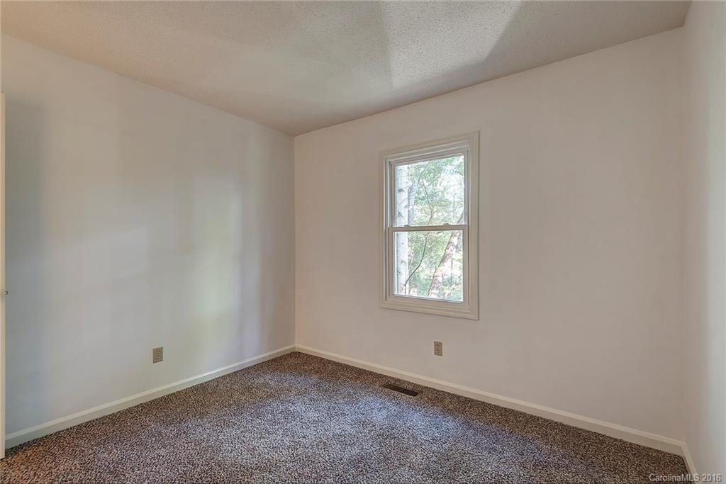 65 Foxberry Drive Arden NC 28704