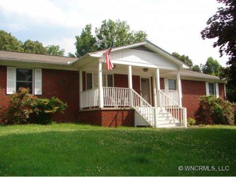 25 Fieldcrest Circle Asheville NC 28806