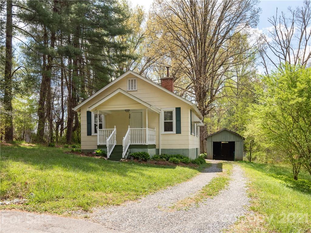 30 Edgewood Drive Arden NC 28704