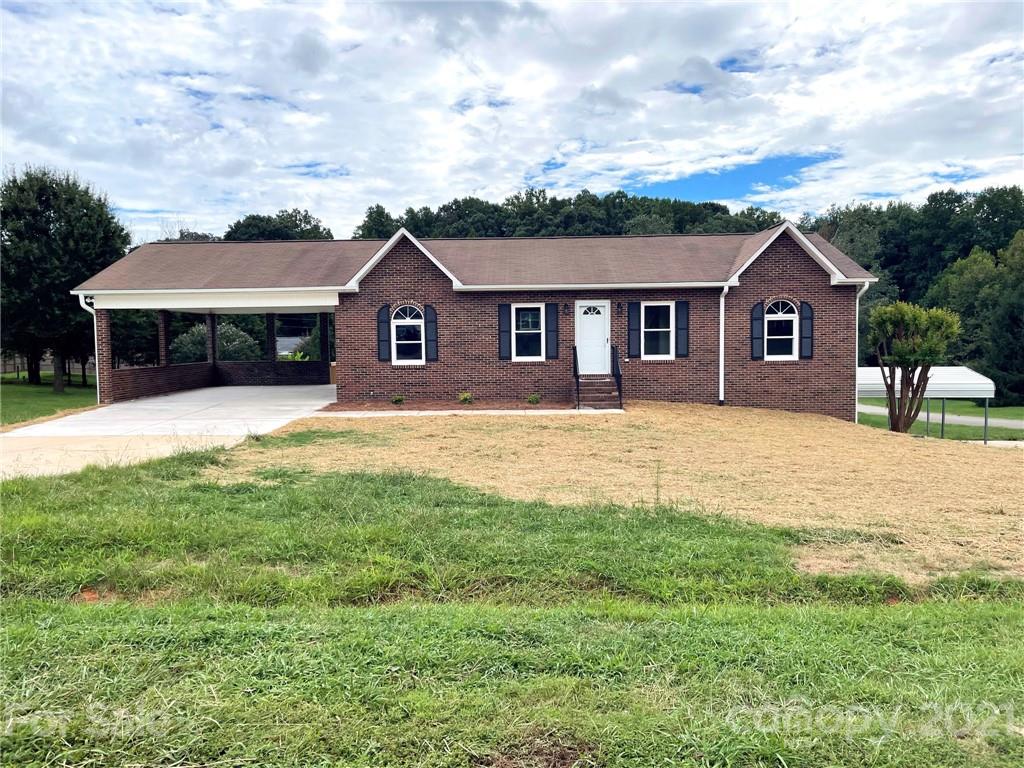 2515 Ashford Drive Newton NC 28658