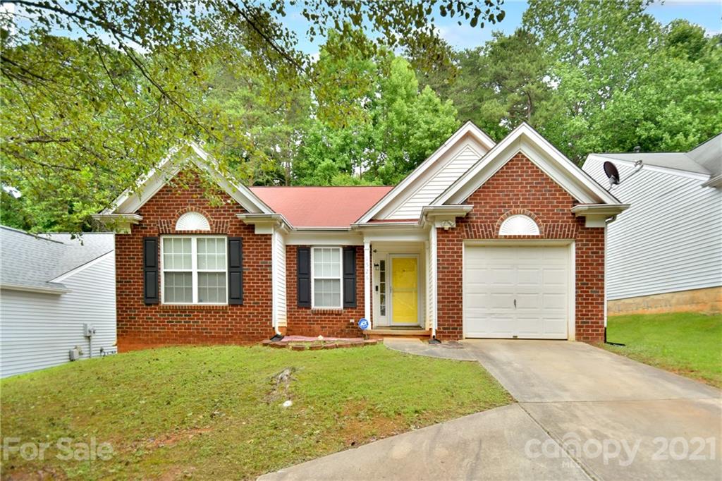 1526 Rumstone Lane Charlotte NC 28262