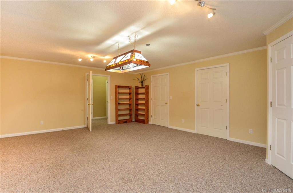 5 Westmont Drive Asheville NC 28806