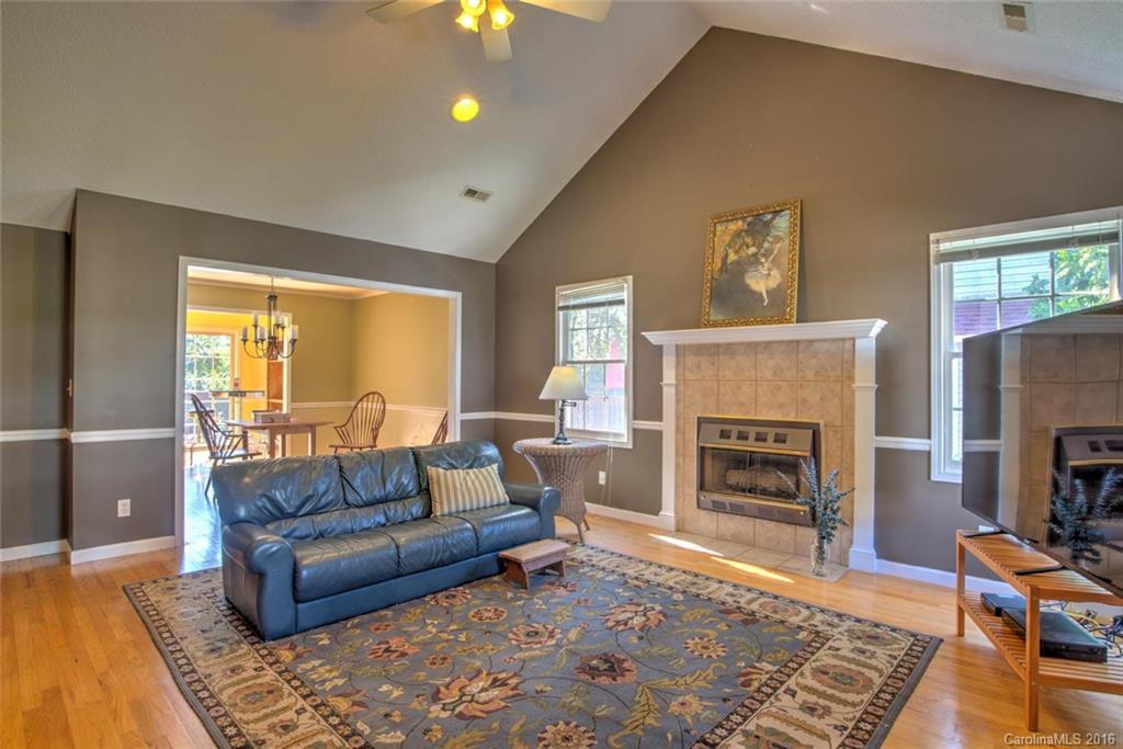 5 Westmont Drive Asheville NC 28806