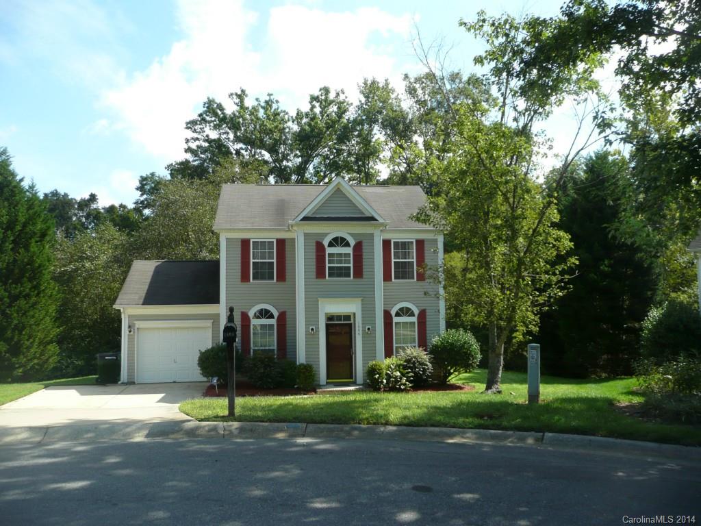 1606 Oak Knoll Lane Charlotte NC 28214