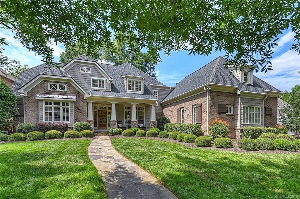 8119 Pemswood Street Charlotte NC 28277