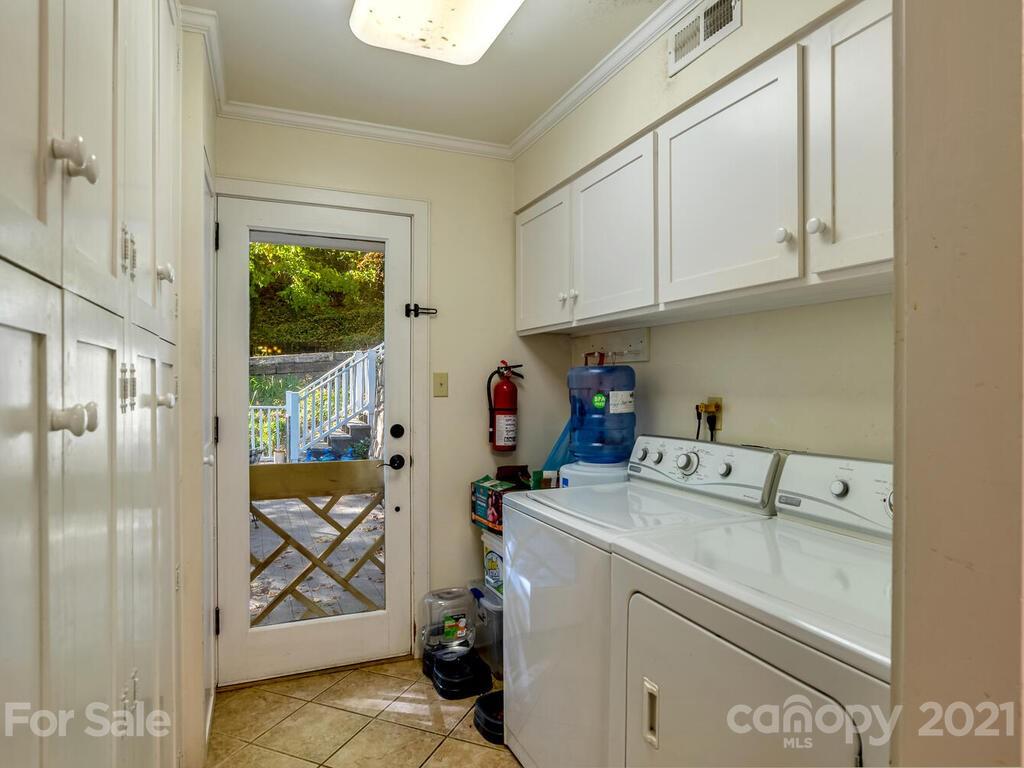 135 Layfield Drive Waynesville NC 28786