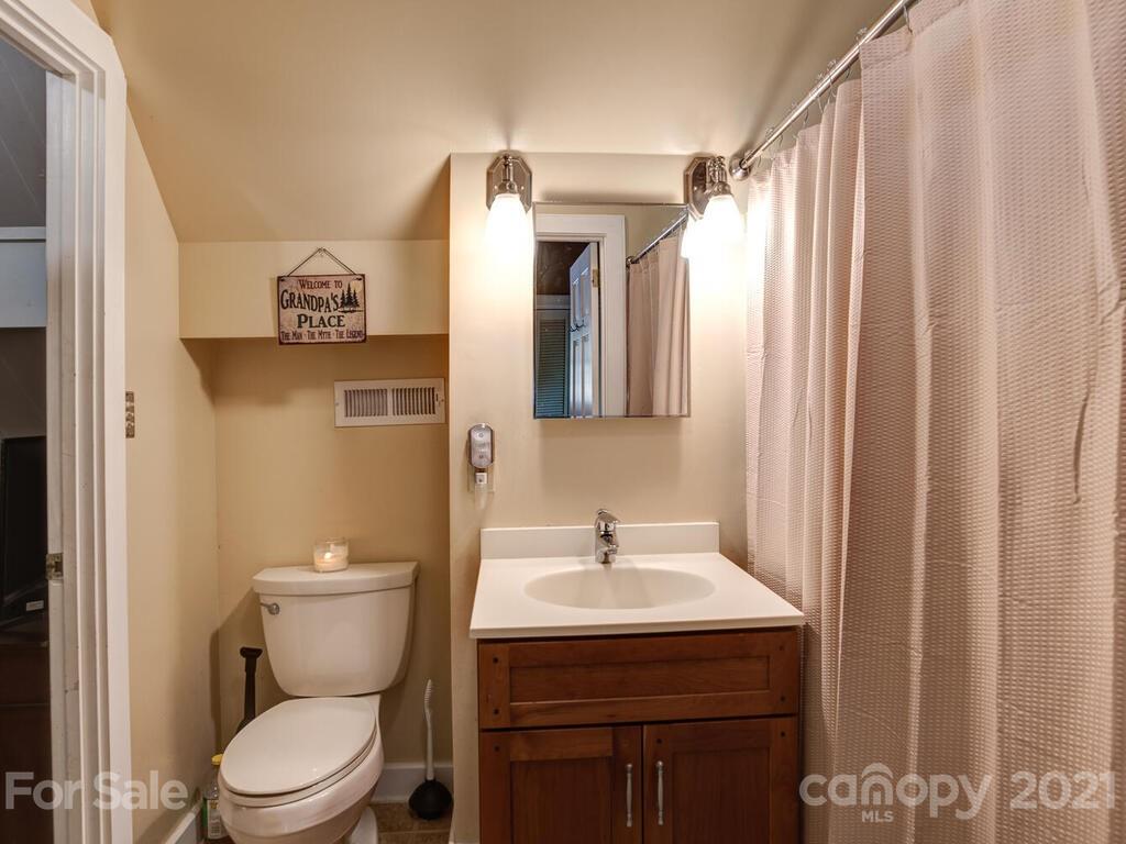 135 Layfield Drive Waynesville NC 28786