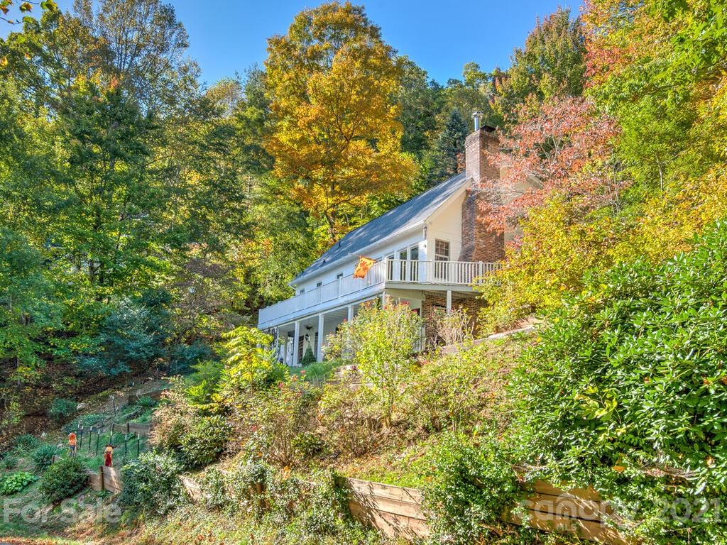 135 Layfield Drive Waynesville NC 28786