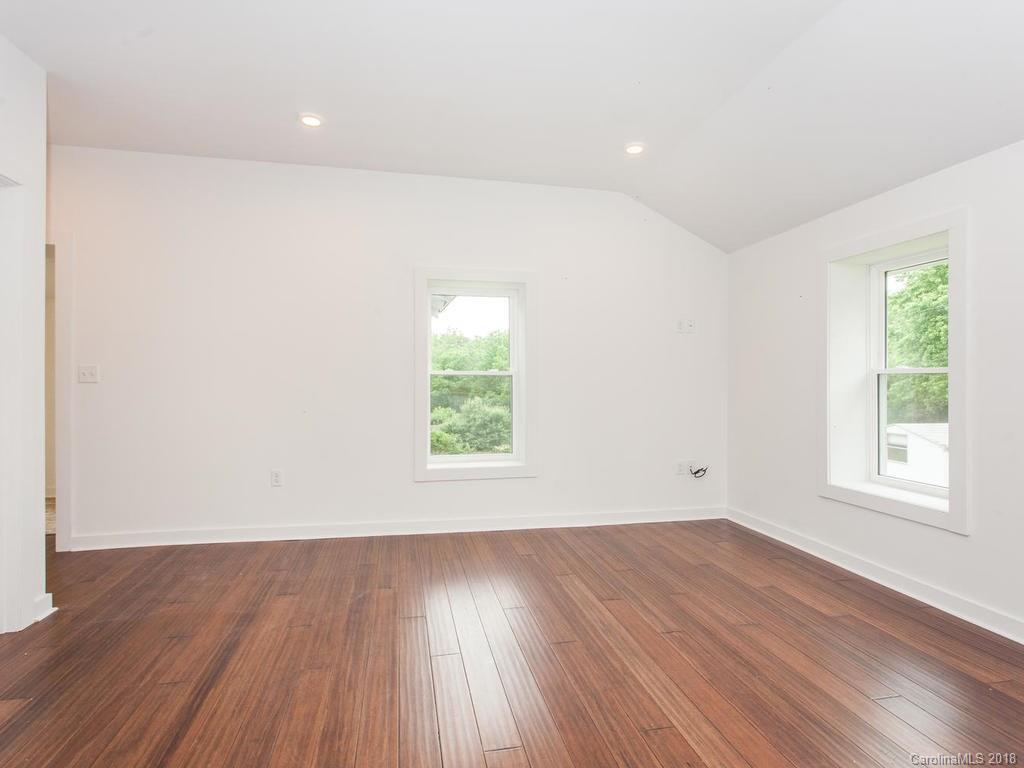 194 Cedar Hill Road Asheville NC 28806