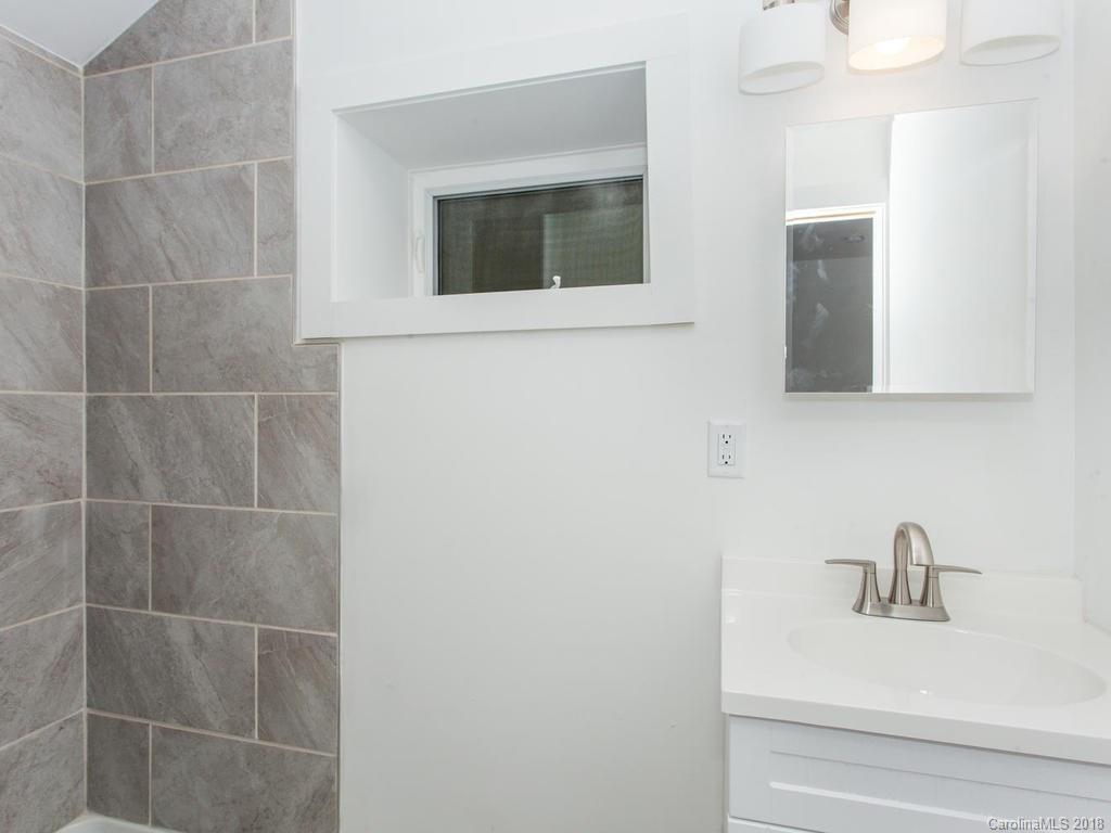 194 Cedar Hill Road Asheville NC 28806