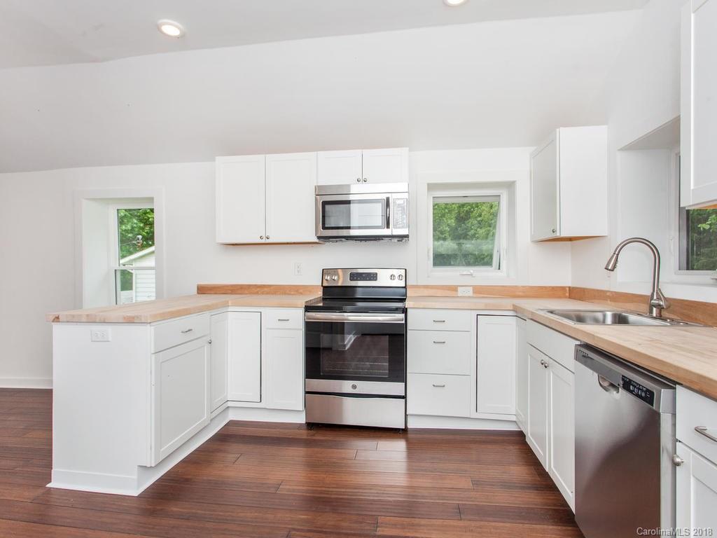 194 Cedar Hill Road Asheville NC 28806