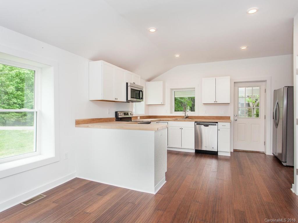 194 Cedar Hill Road Asheville NC 28806