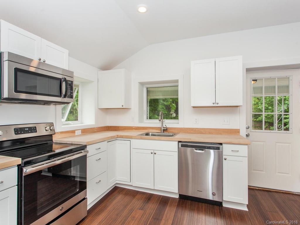 194 Cedar Hill Road Asheville NC 28806