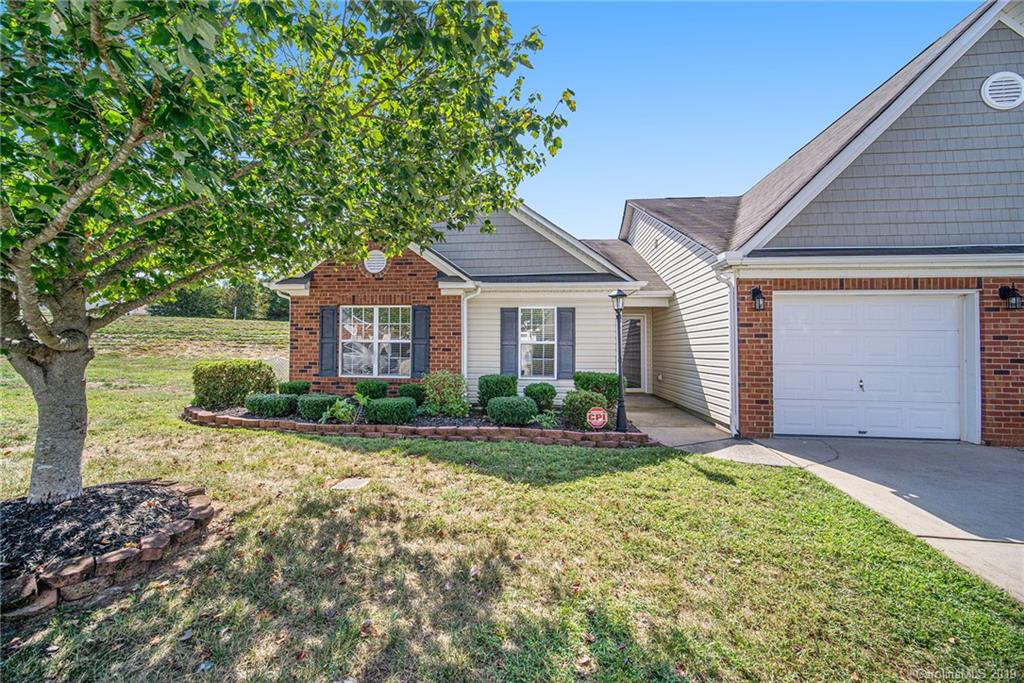 208 Woodbridge Circle Mount Holly NC 28120