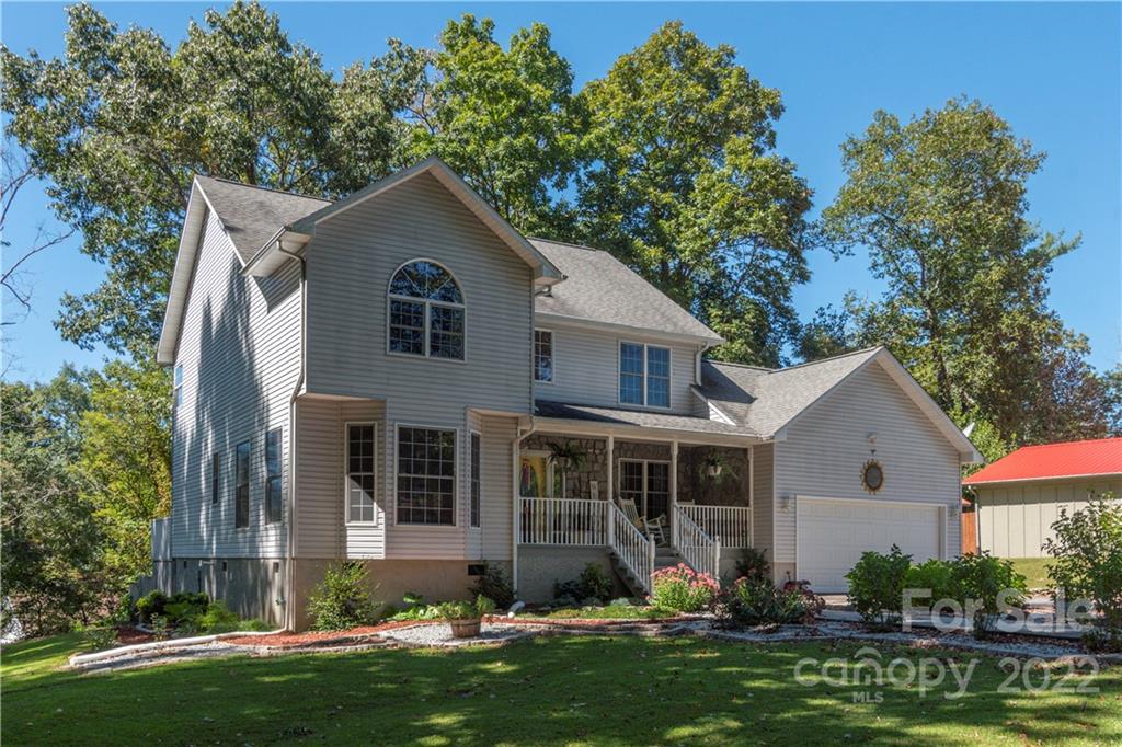 235 Loop Road Clyde NC 28721