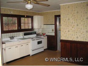 143 Lower Edgewood Road Candler NC 28715