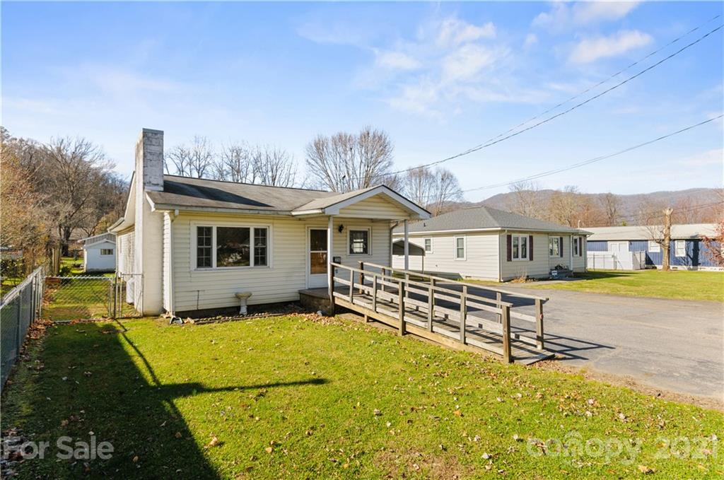 350 Allens Creek Road Waynesville NC 28786