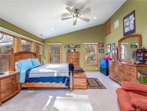 778 Running Deer Lane Mars Hill NC 28754
