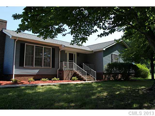 136 Perrin Drive Mooresville NC 28117