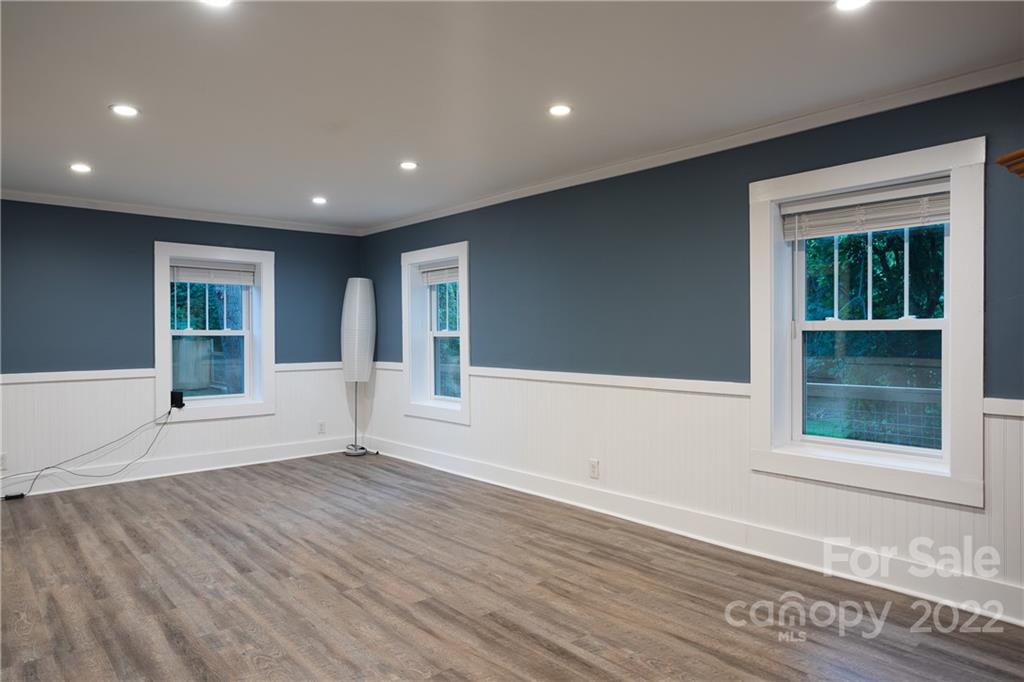 24 Brevard Road Asheville NC 28806
