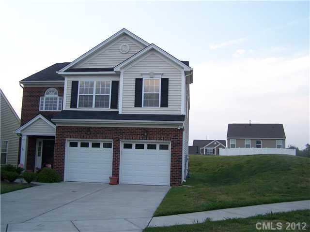 9542 Turning Wheel Drive Charlotte NC 28214