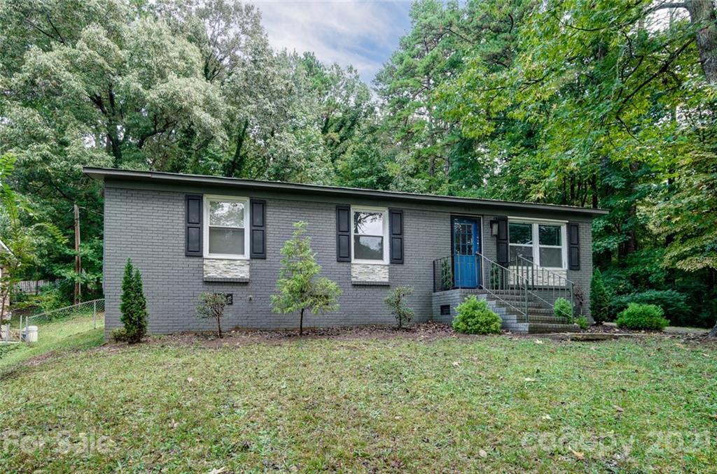 804 Woodlawn Avenue Mount Holly NC 28120