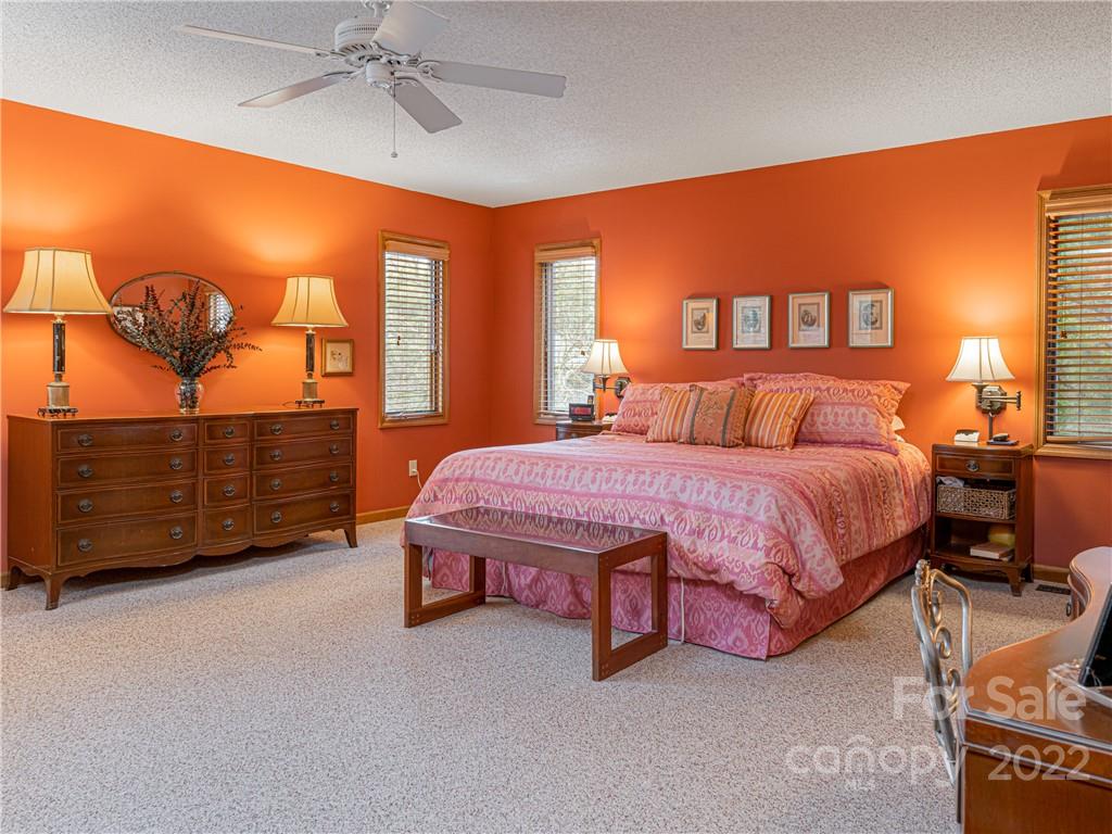 9 Brody Trail Asheville NC 28804