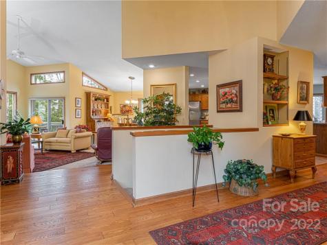 9 Brody Trail Asheville NC 28804