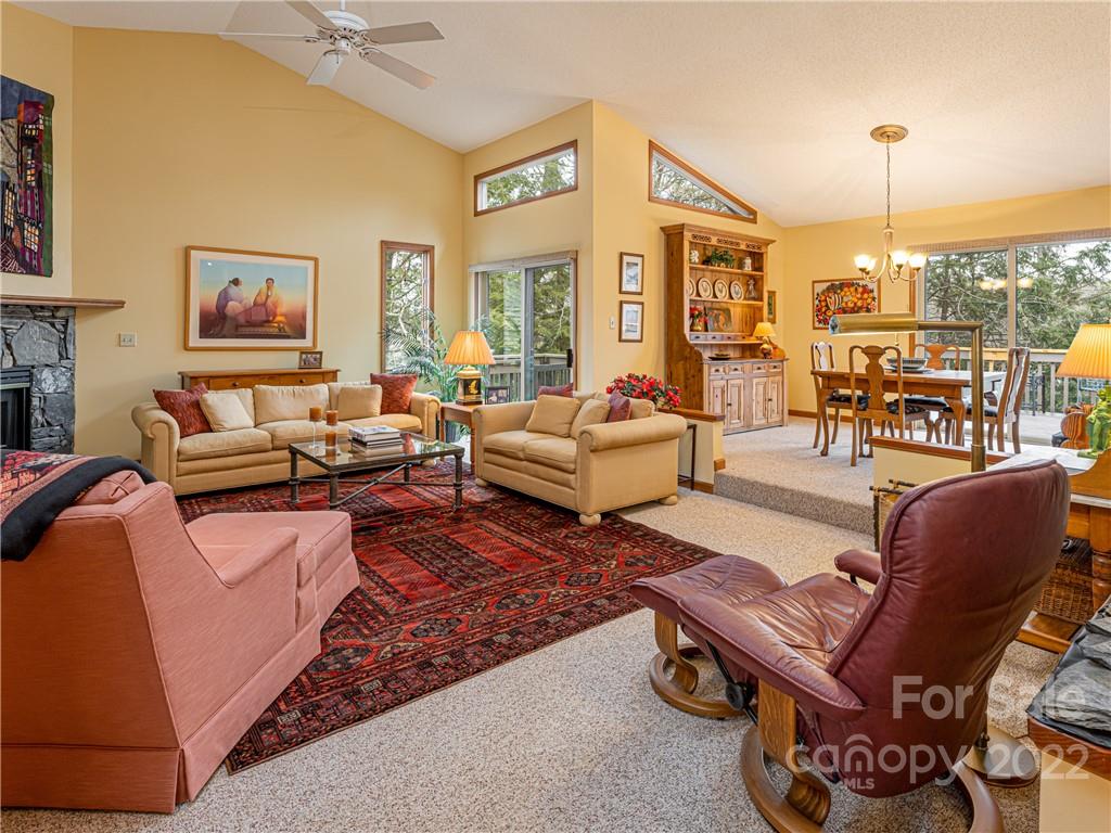 9 Brody Trail Asheville NC 28804
