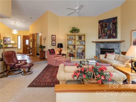9 Brody Trail Asheville NC 28804