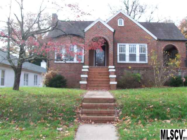 104 6th Avenue Ne Hickory NC 28601