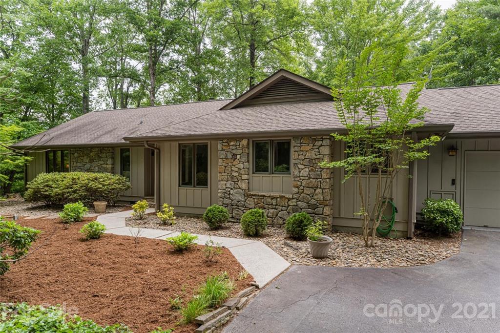 117 Tarnhill Drive Flat Rock NC 28731