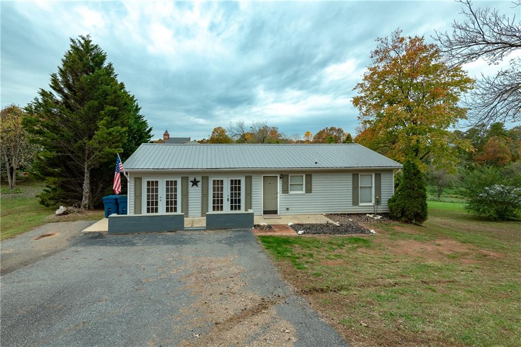 4 Hillside Avenue Granite Falls NC 28630