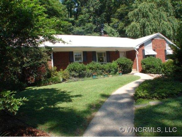 85 Woodbury Road Asheville NC 28804