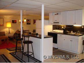 85 Woodbury Road Asheville NC 28804