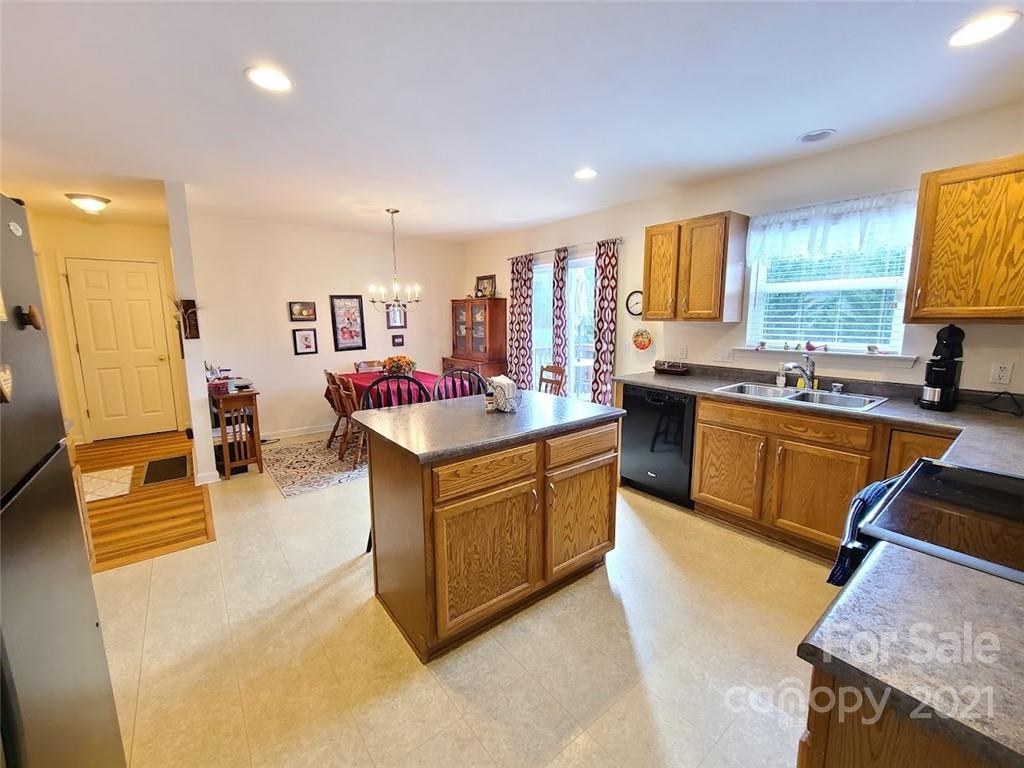 120 Fallen Spruce Drive Asheville NC 28806