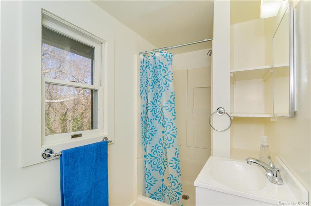 324 Cummins Road Asheville NC 28805