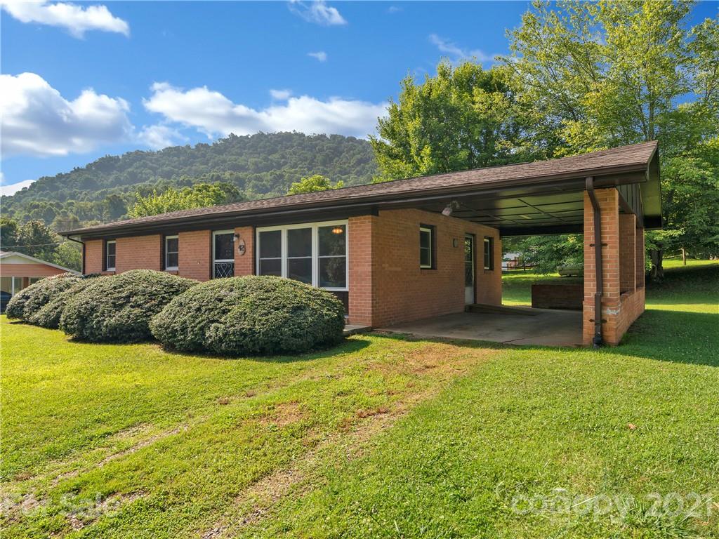 42 Children Street Waynesville NC 28786