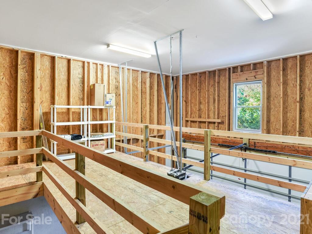 22 Balsamwood Road Leicester NC 28748