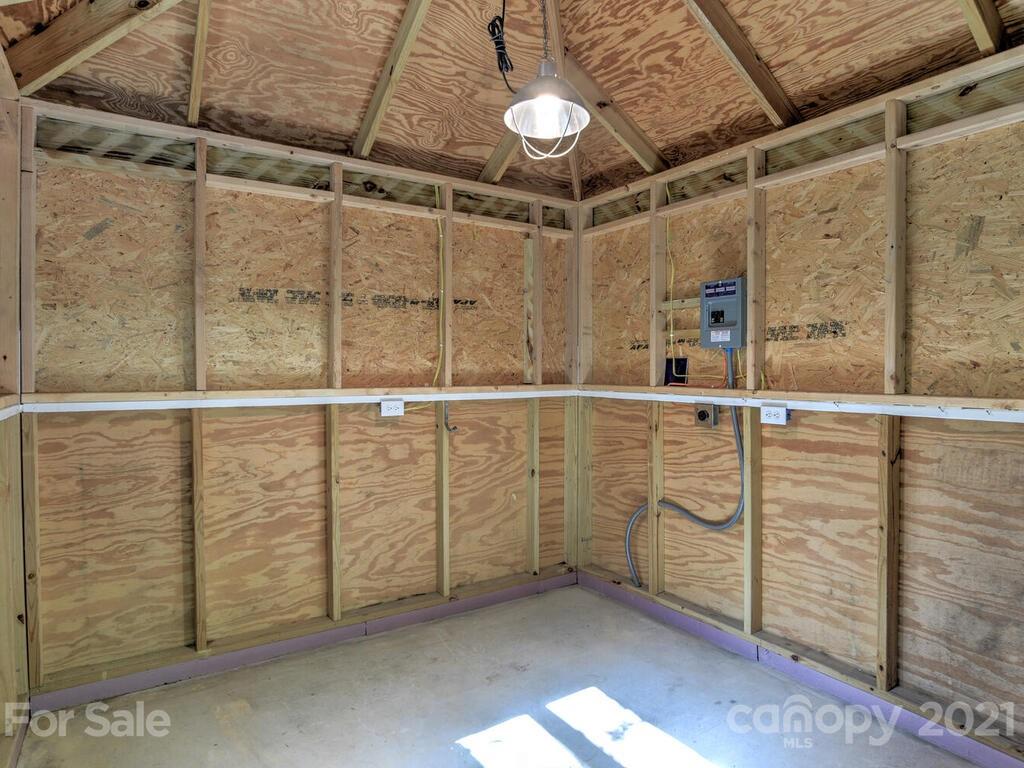 22 Balsamwood Road Leicester NC 28748